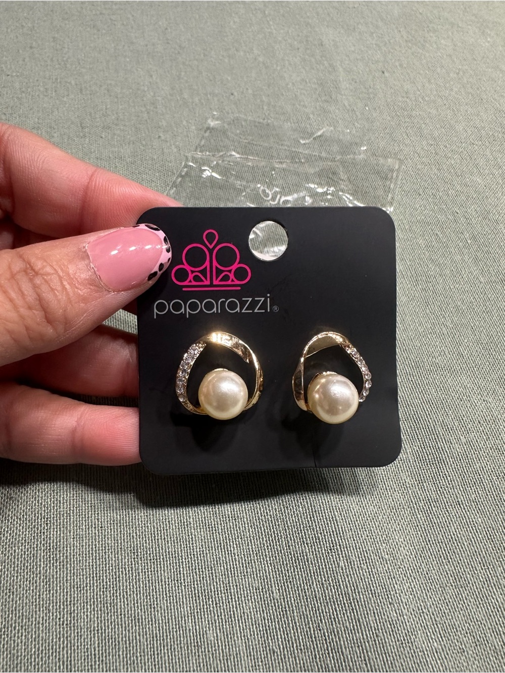 paparazzi Gold Pearl & Crystal Hoop Studs - White